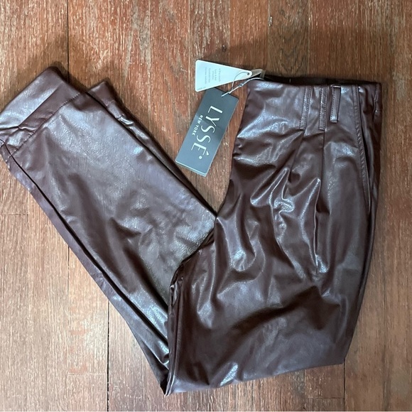 NWT Lysse Ruth Pleated Crop Pant in Deep Mulberry - Medium - Picture 5 of 12